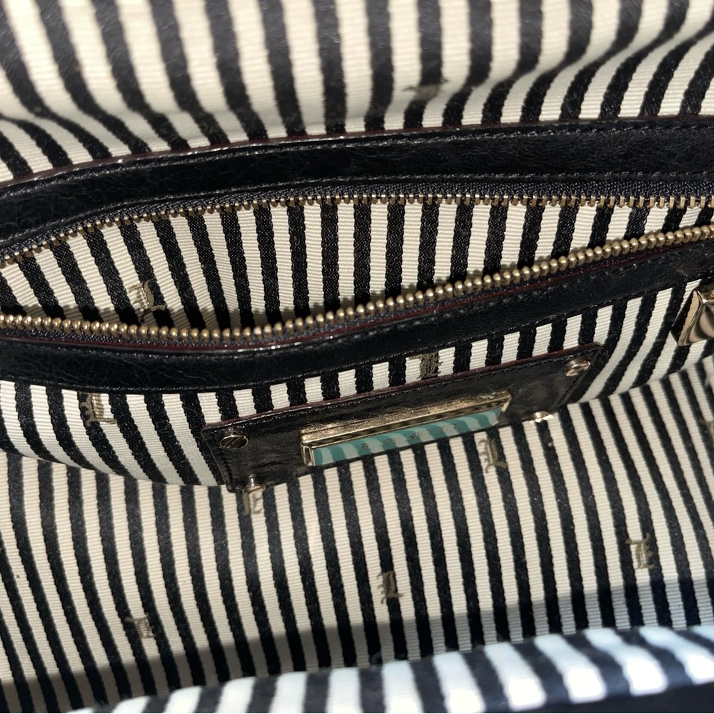 Authentic Black and cream L.A.M.B
Satchel Handbag by Gwen Stefani - Picture 14 of 14